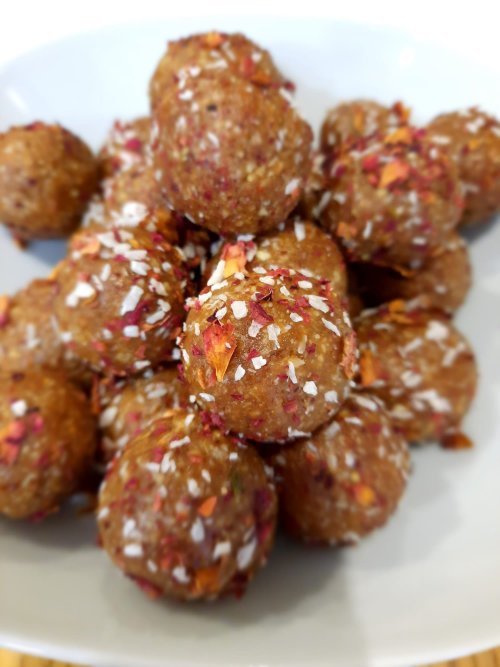 Bolinhas exóticas de tâmaras